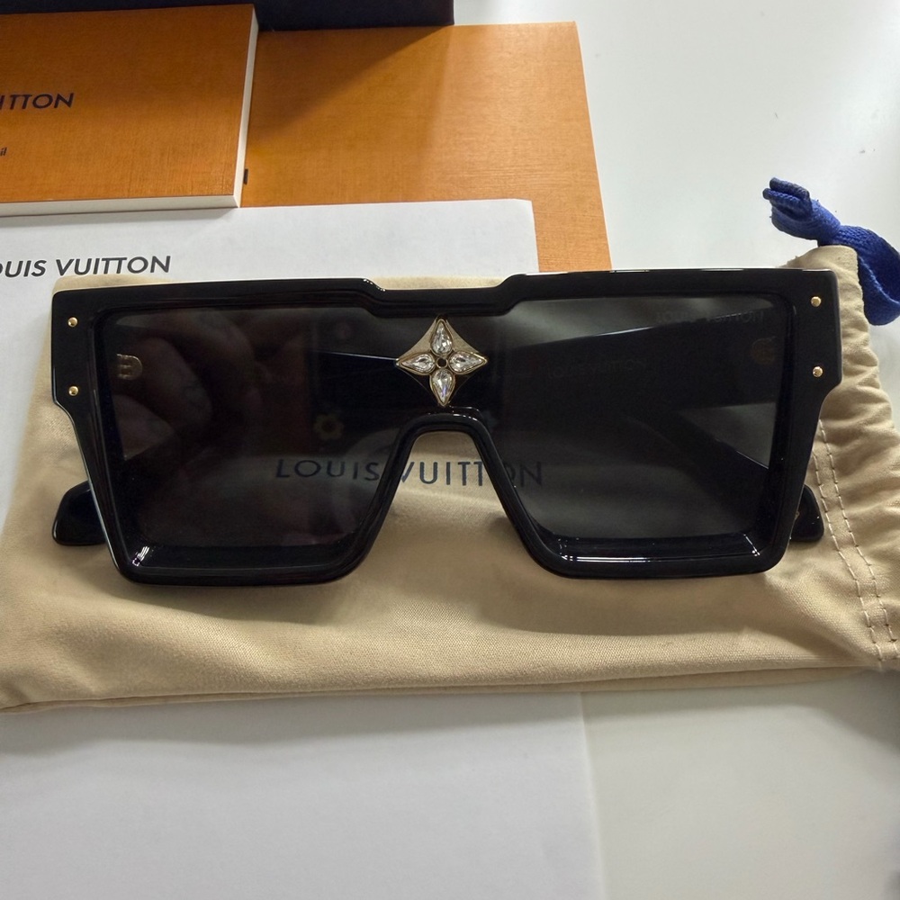 mens cyclone s shades E